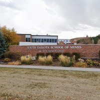 South Dakota School of Mines & Technology sign